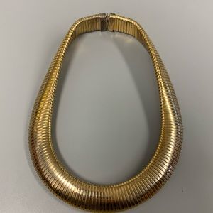 Gold Choker with push clasp